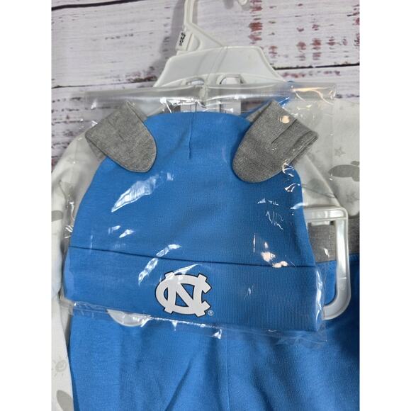 North Carolina Tar Heels Baby Bodysuit & Pants Set 6-9 Months - Picture 4 of 5